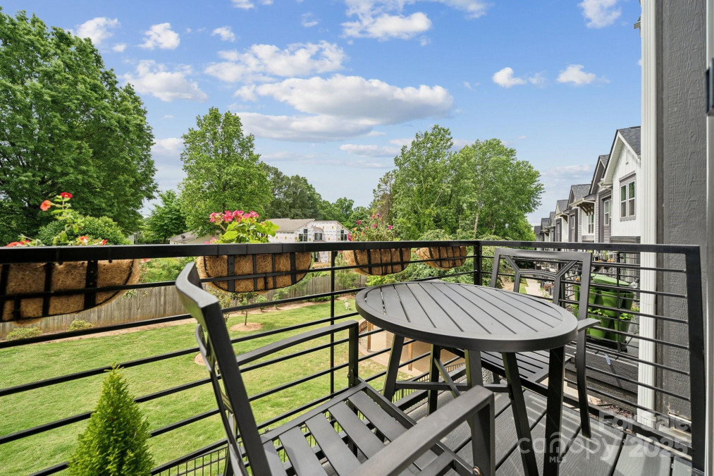 614 West End Dr Charlotte, NC 28208