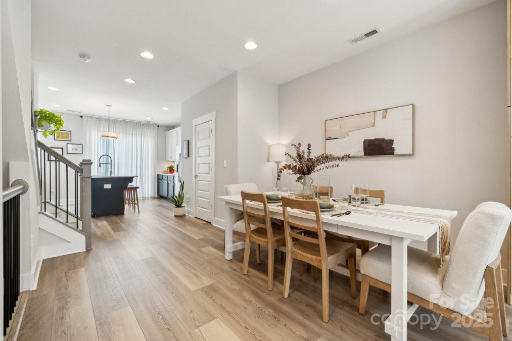 614 West End Dr Charlotte, NC 28208