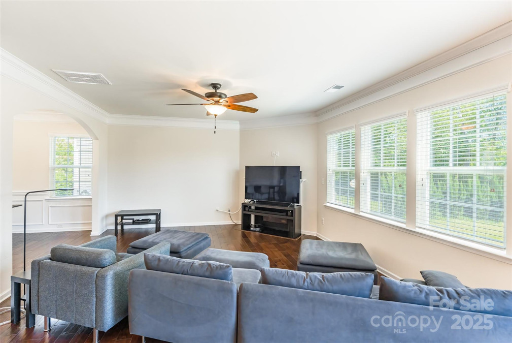 7711 Kelburn Ln Charlotte, NC 28273
