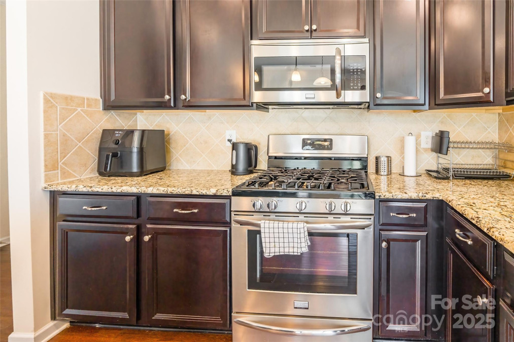 7711 Kelburn Ln Charlotte, NC 28273