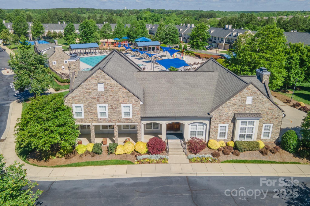 7711 Kelburn Ln Charlotte, NC 28273