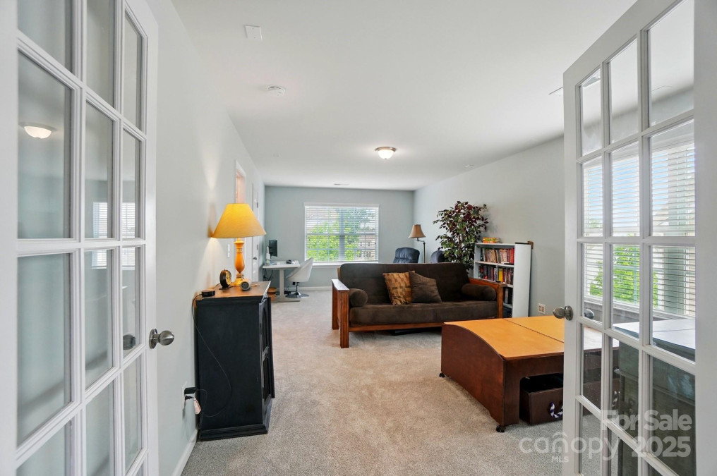 9301 Swimming Dr Harrisburg, NC 28075