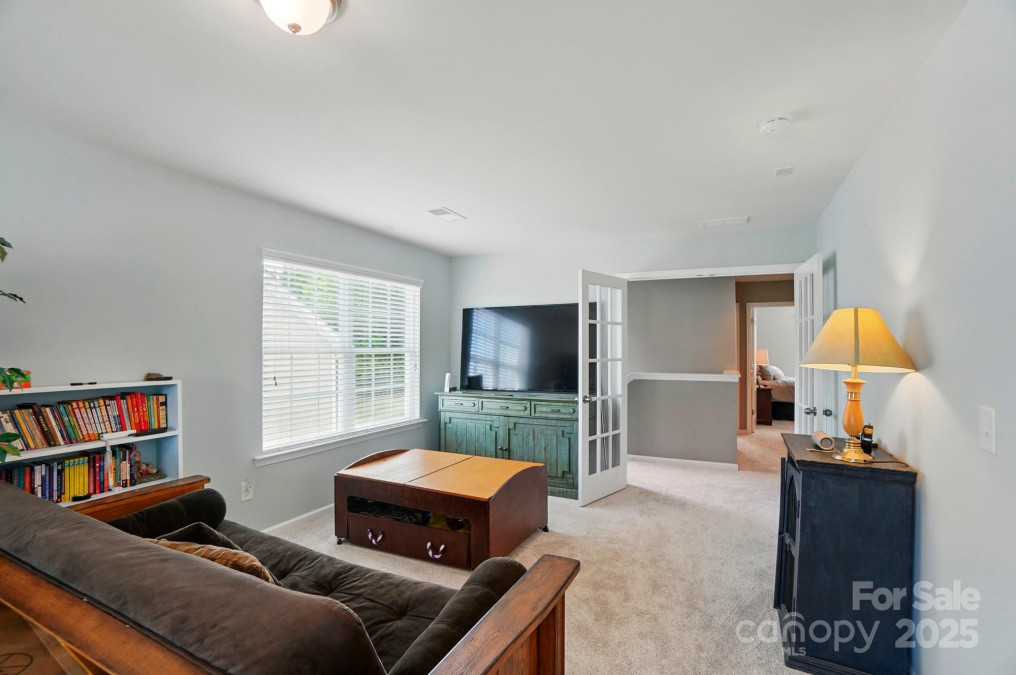 9301 Swimming Dr Harrisburg, NC 28075
