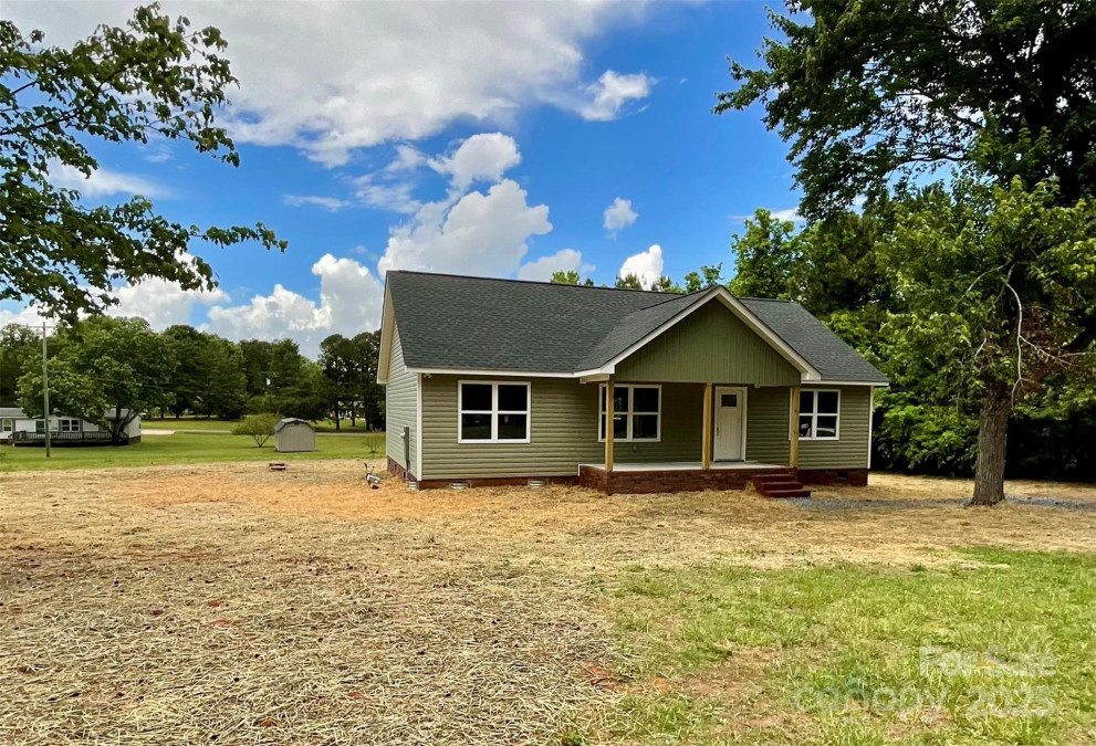 1050 Beaten Path Rd China Grove, NC 28023