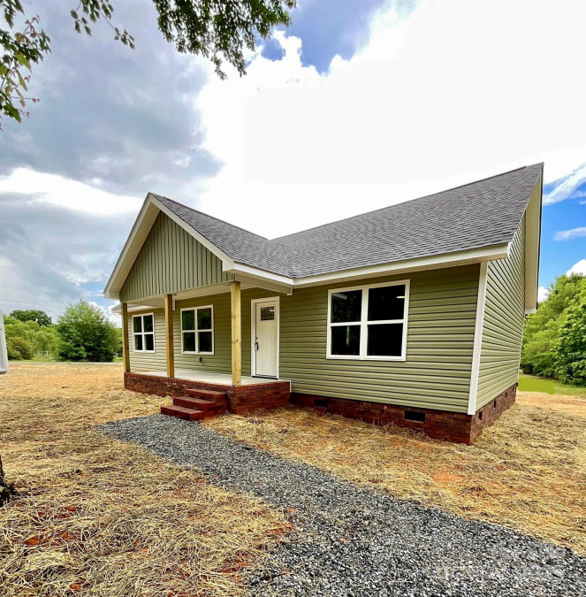 1050 Beaten Path Rd China Grove, NC 28023