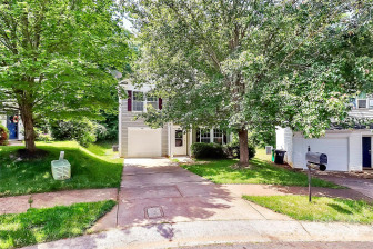 459 Presidents Ct Charlotte, NC 28217