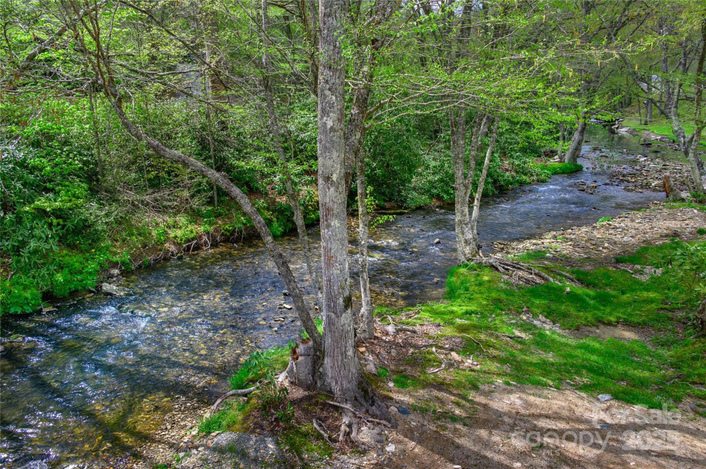139 Beaver Lodge Trl Blowing Rock, NC 28605