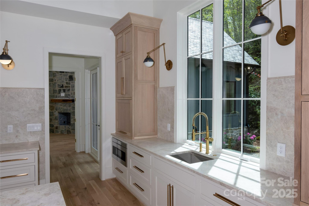 139 Beaver Lodge Trl Blowing Rock, NC 28605