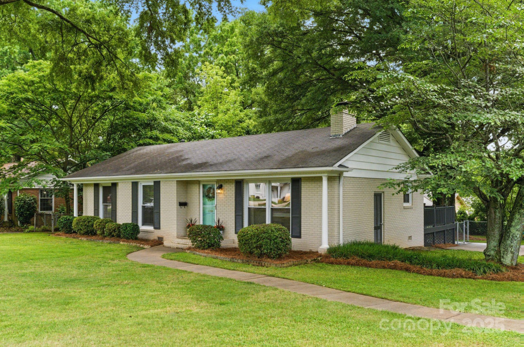 1700 Emerywood Dr Charlotte, NC 28210