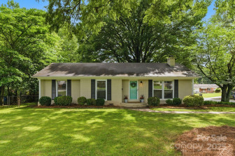 1700 Emerywood Dr Charlotte, NC 28210