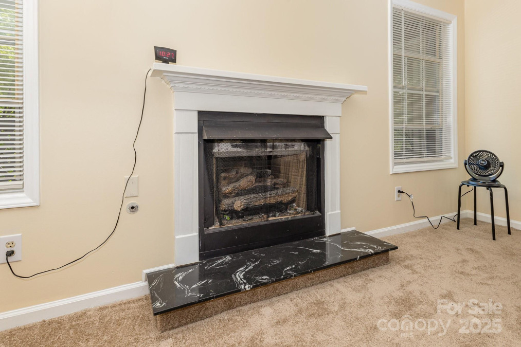 6011 Treetop Ct Charlotte, NC 28212