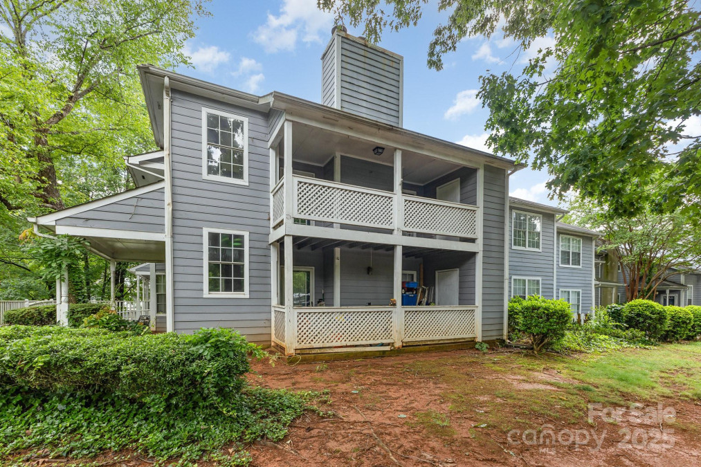 6011 Treetop Ct Charlotte, NC 28212