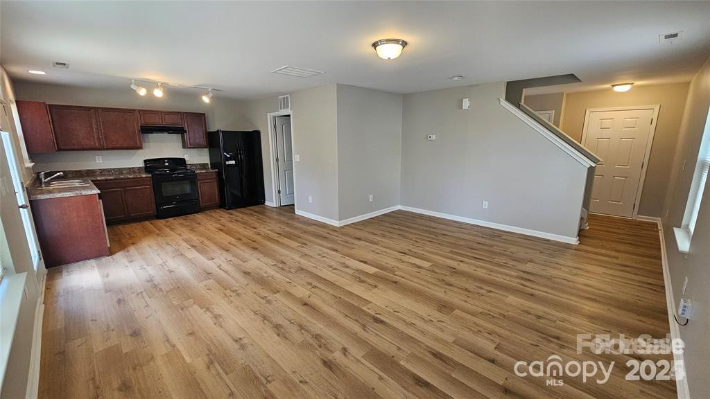 5823 Natick Dr Charlotte, NC 28214