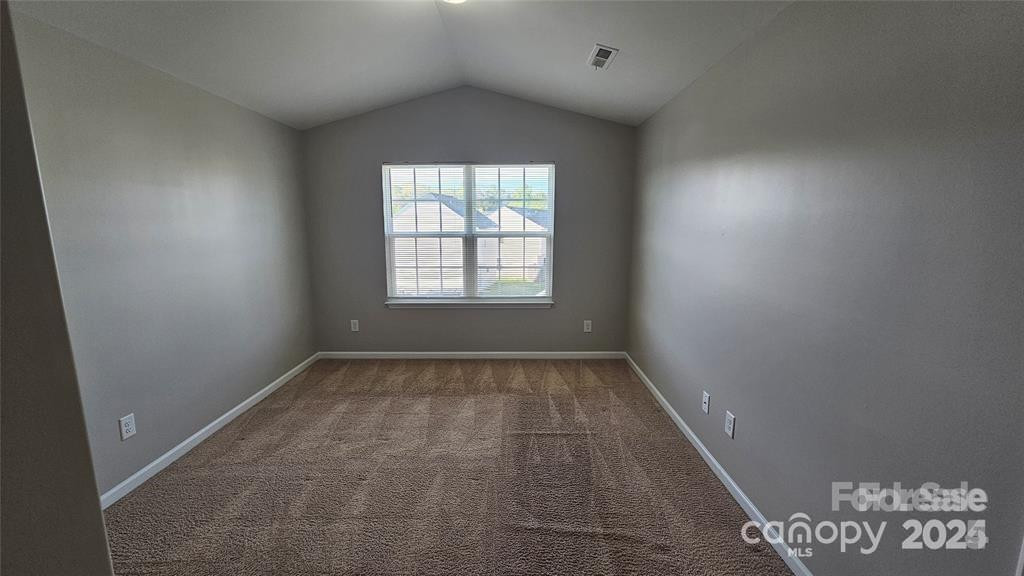 5823 Natick Dr Charlotte, NC 28214