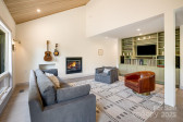 17 Beaverdam Ct Asheville, NC 28804