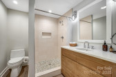 17 Beaverdam Ct Asheville, NC 28804