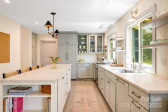 17 Beaverdam Ct Asheville, NC 28804