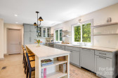 17 Beaverdam Ct Asheville, NC 28804