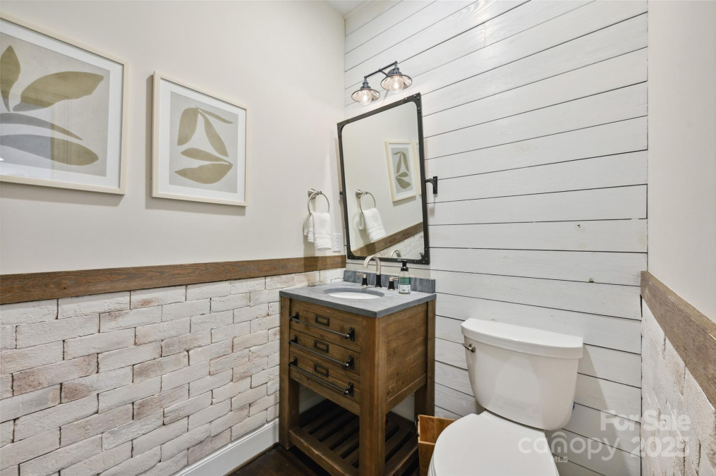 7812 Seton House Ln Charlotte, NC 28277