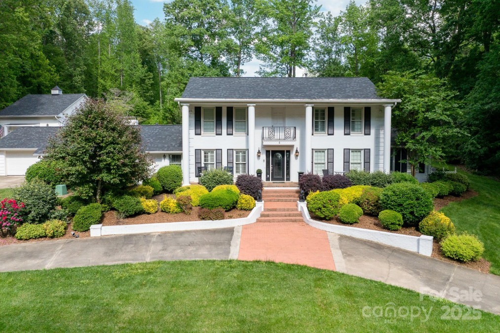 707 Saint Cloud Dr Statesville, NC 28625