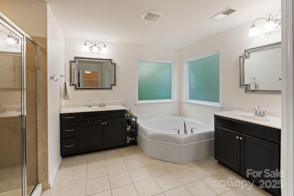 1104 Snowbird Ln Waxhaw, NC 28173