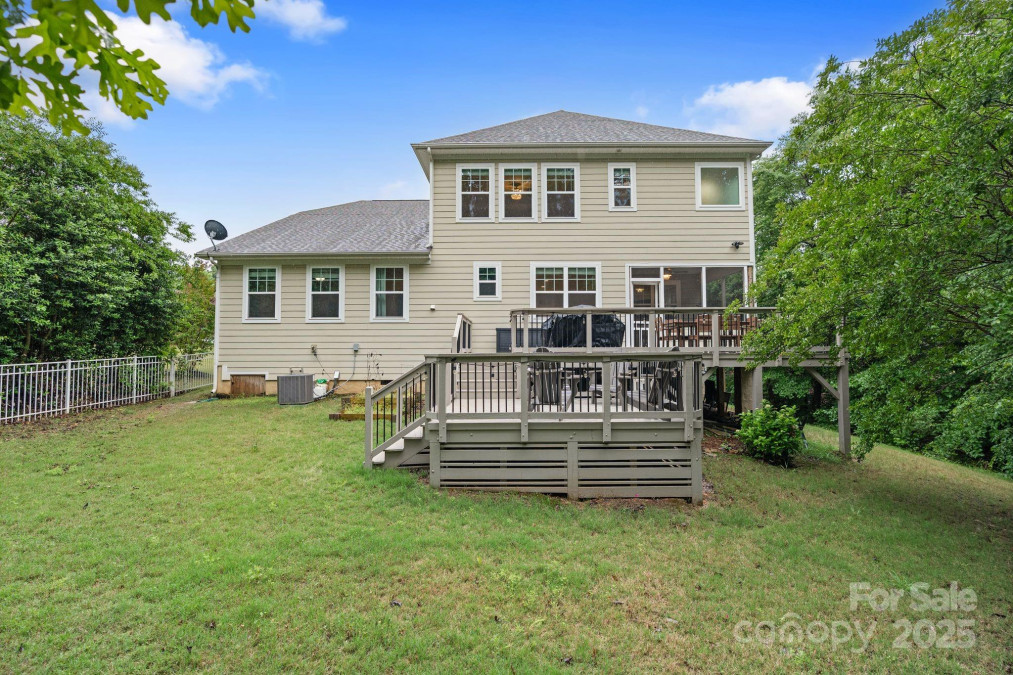 1104 Snowbird Ln Waxhaw, NC 28173