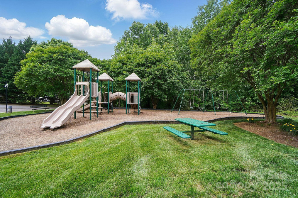 170 Heywatchis Dr Mooresville, NC 28115