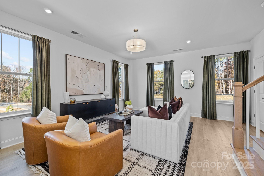 7122 Westrow Ave Charlotte, NC 27278