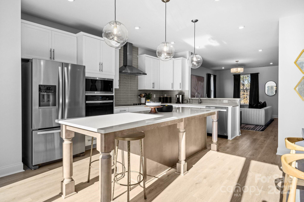 7122 Westrow Ave Charlotte, NC 27278