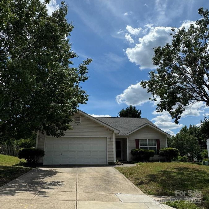 3012 Longspur Dr Matthews, NC 28105