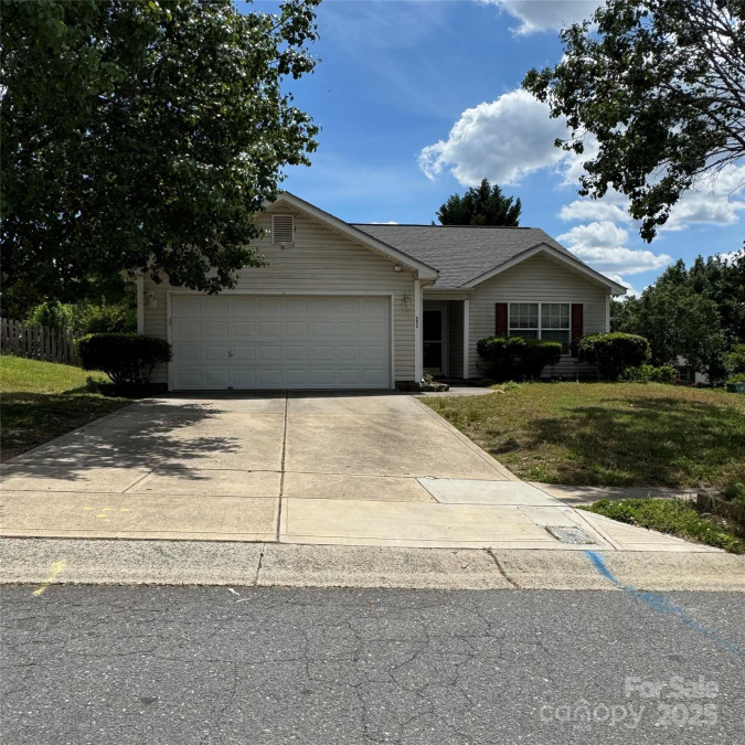 3012 Longspur Dr Matthews, NC 28105