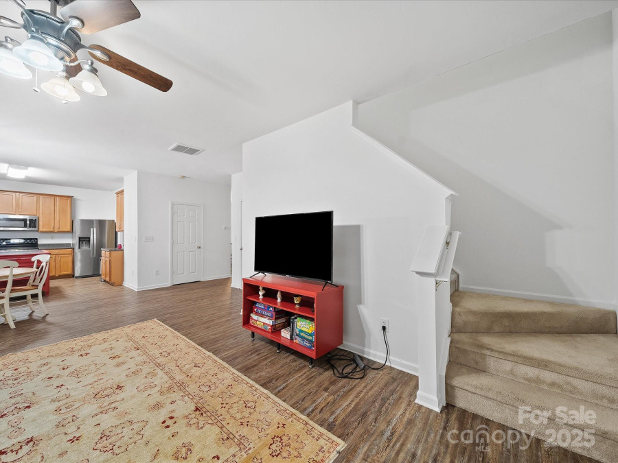 2306 Nettleton Ct Matthews, NC 28105