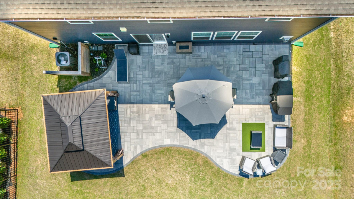 17228 River Race Dr Huntersville, NC 28078