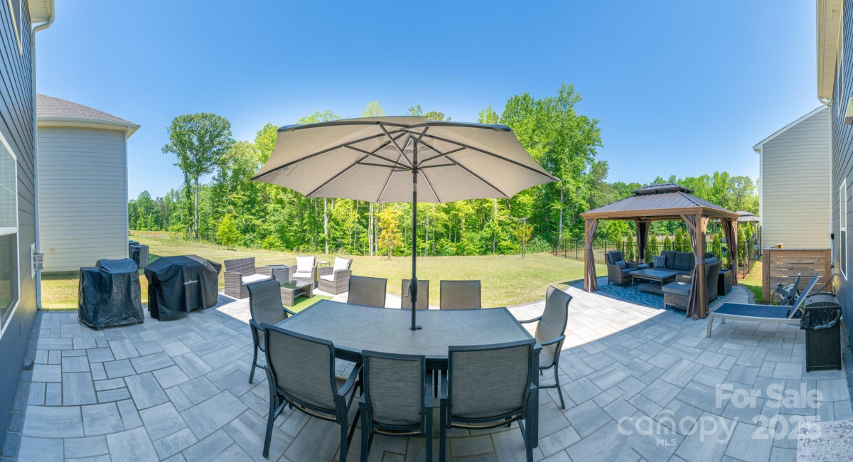 17228 River Race Dr Huntersville, NC 28078