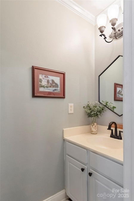8532 Piccone Brook Ln Charlotte, NC 28216