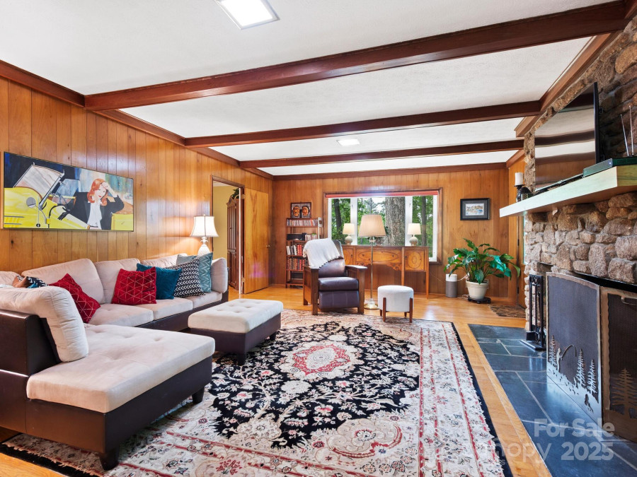 52 Fairway Dr Asheville, NC 2805