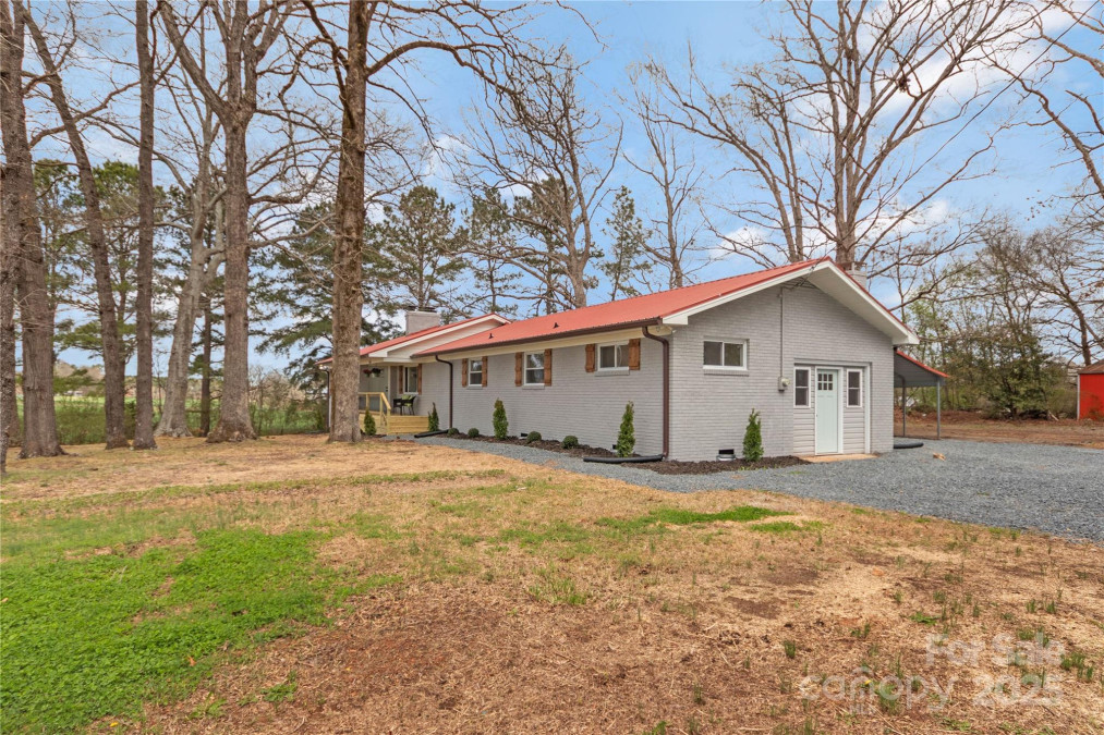 4566 Fork Rd Norwood, NC 28128