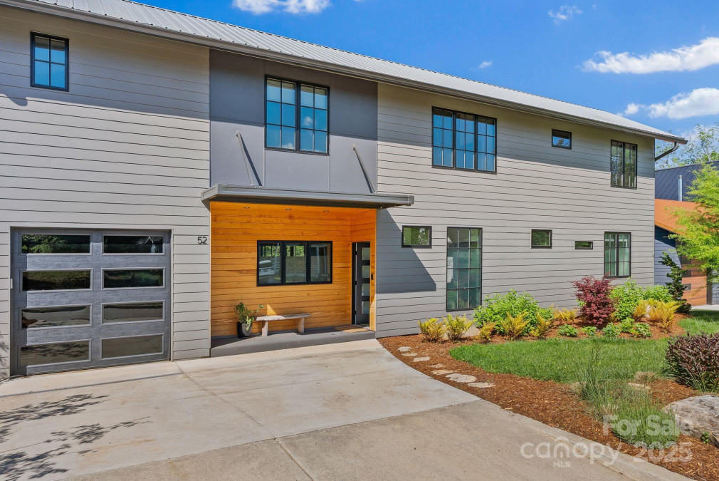 52 Malvern Walk Asheville, NC 28806