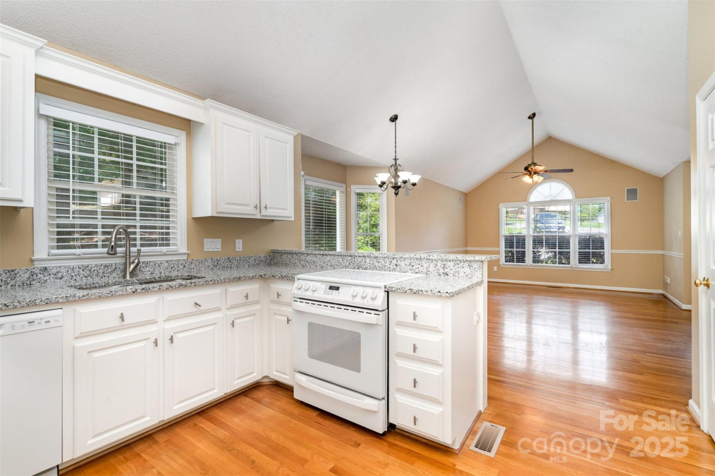 1318 Candlewood Dr Gastonia, NC 28052