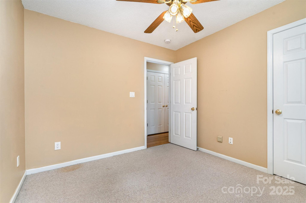 1318 Candlewood Dr Gastonia, NC 28052