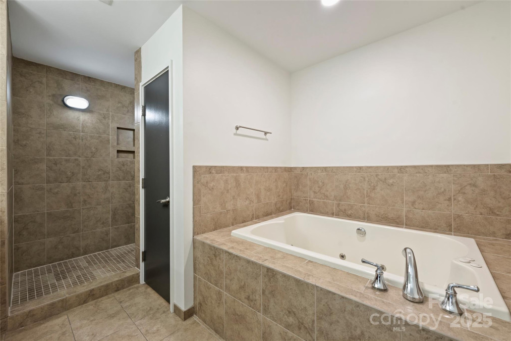 715 Graham St Charlotte, NC 28202