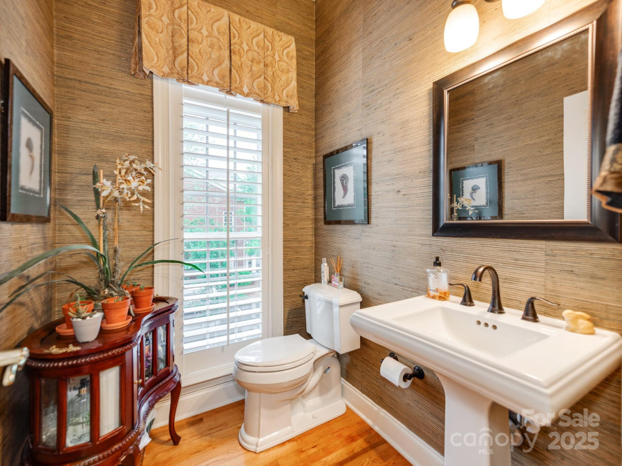 3044 Luke Crossing Dr Charlotte, NC 28226