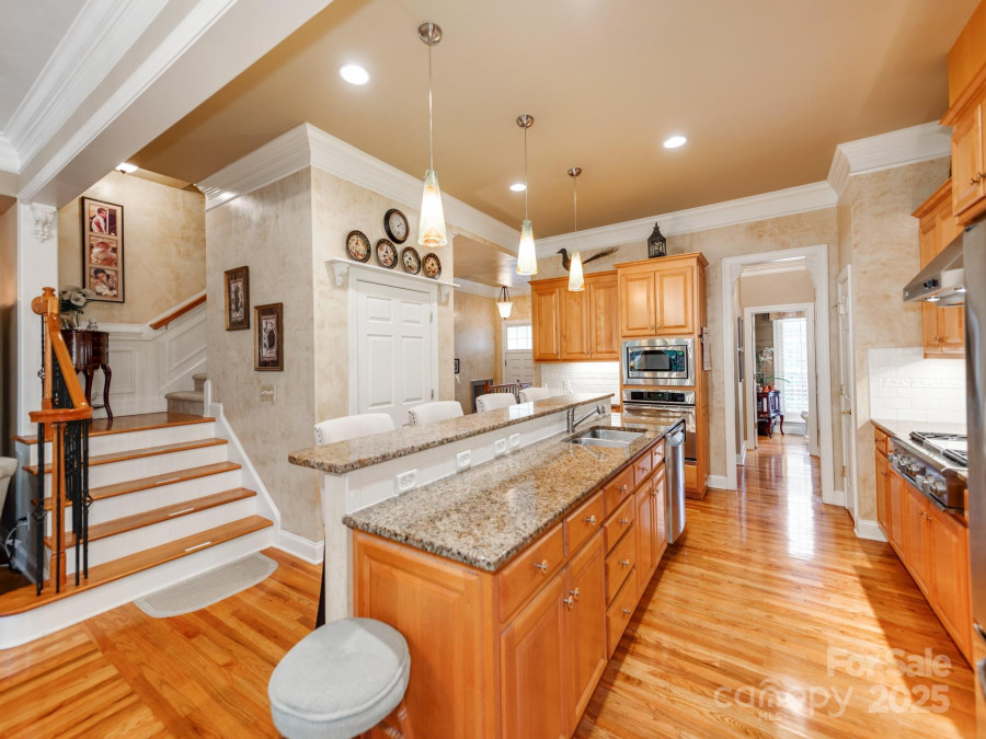 3044 Luke Crossing Dr Charlotte, NC 28226