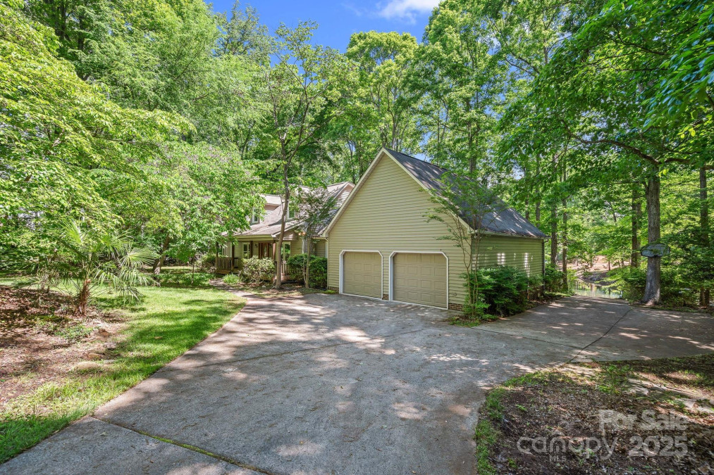 188 Stonemarker Rd Mooresville, NC 28117