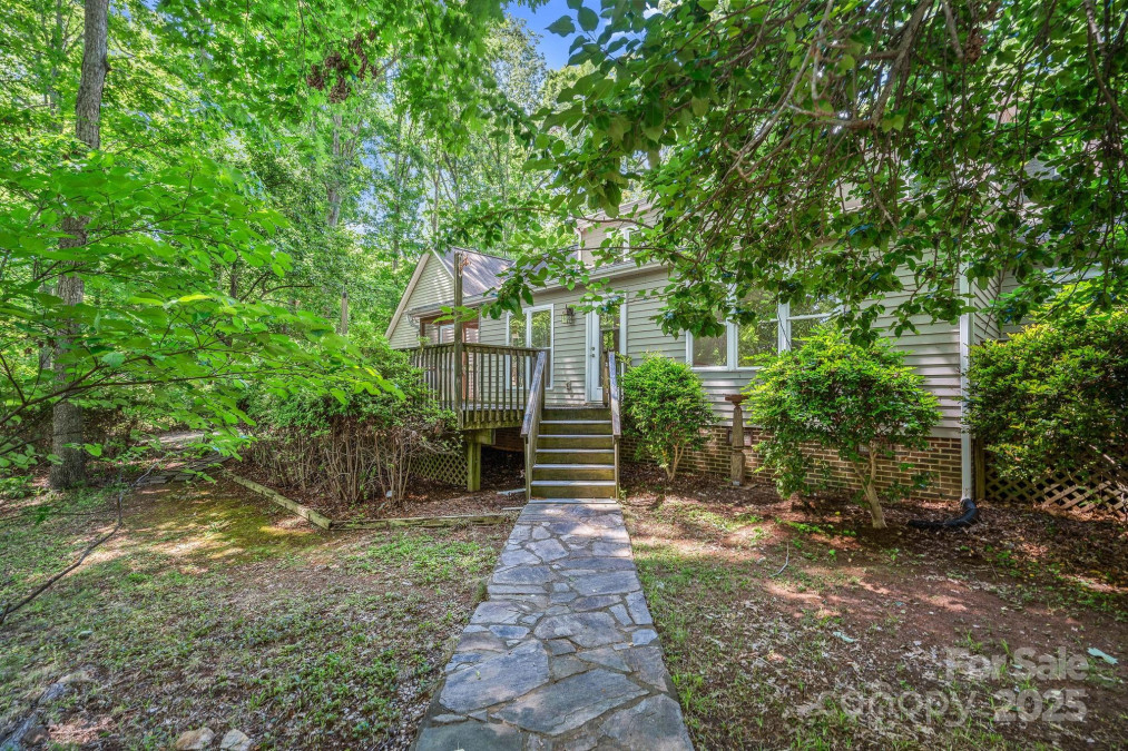 188 Stonemarker Rd Mooresville, NC 28117