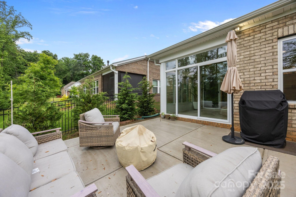 4008 Leyland Ct Charlotte, NC 28227
