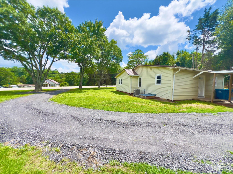 2482 Nc 10 Hw Conover, NC 28613