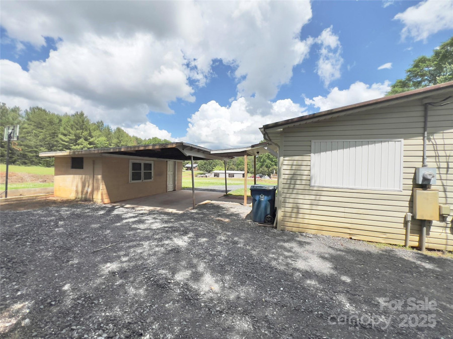 2482 Nc 10 Hw Conover, NC 28613