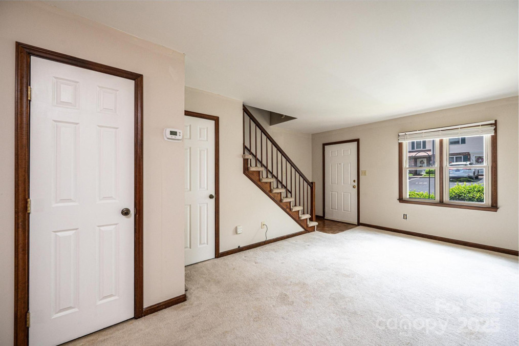 1330 5th St Hickory, NC 28601