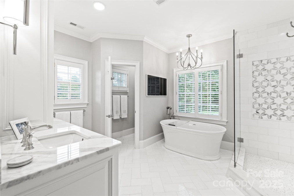 14701 Jockeys Ridge Dr Charlotte, NC 28277